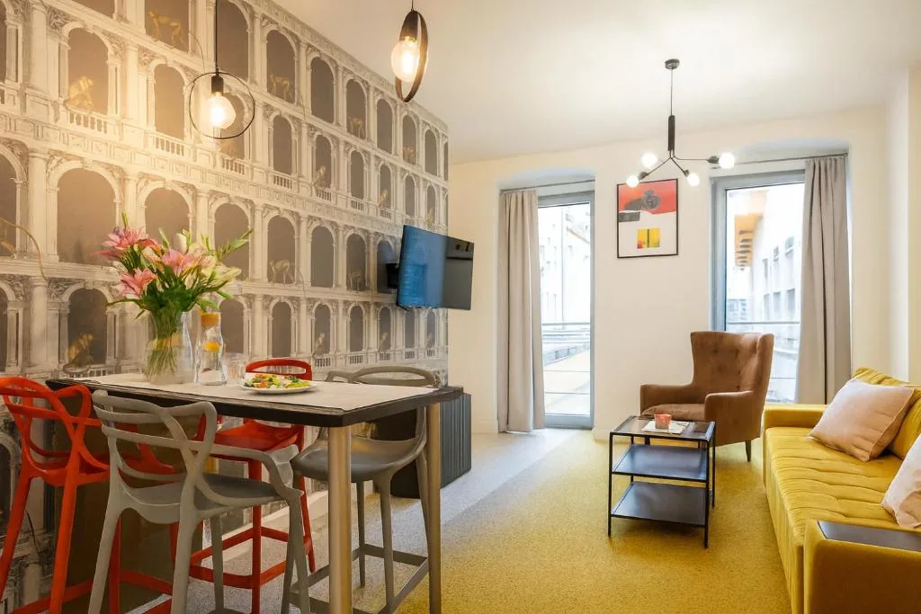 Aneks kuchenny w apartamencie Yellow